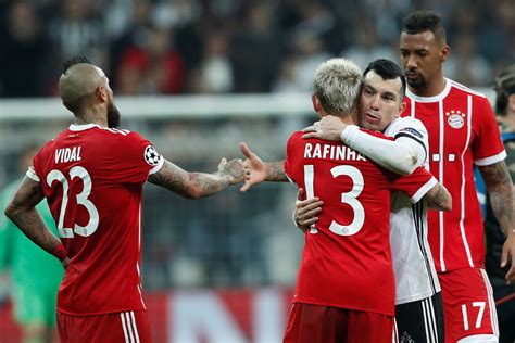 A­v­r­u­p­a­ ­b­a­s­ı­n­ı­n­d­a­ ­B­e­ş­i­k­t­a­ş­-­B­a­y­e­r­n­ ­m­a­ç­ı­ ­y­a­n­s­ı­m­a­l­a­r­ı­